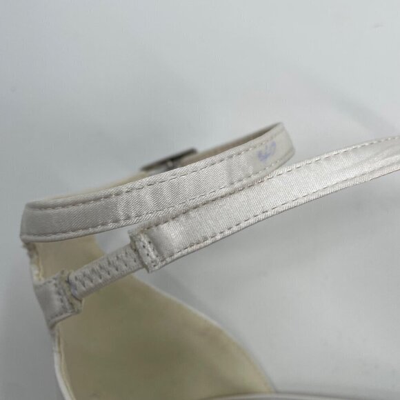 White Satin Open Toe Strappy Ankle Strap Heels Womens Size 9.5 Bridal Wedding - Picture 7 of 7